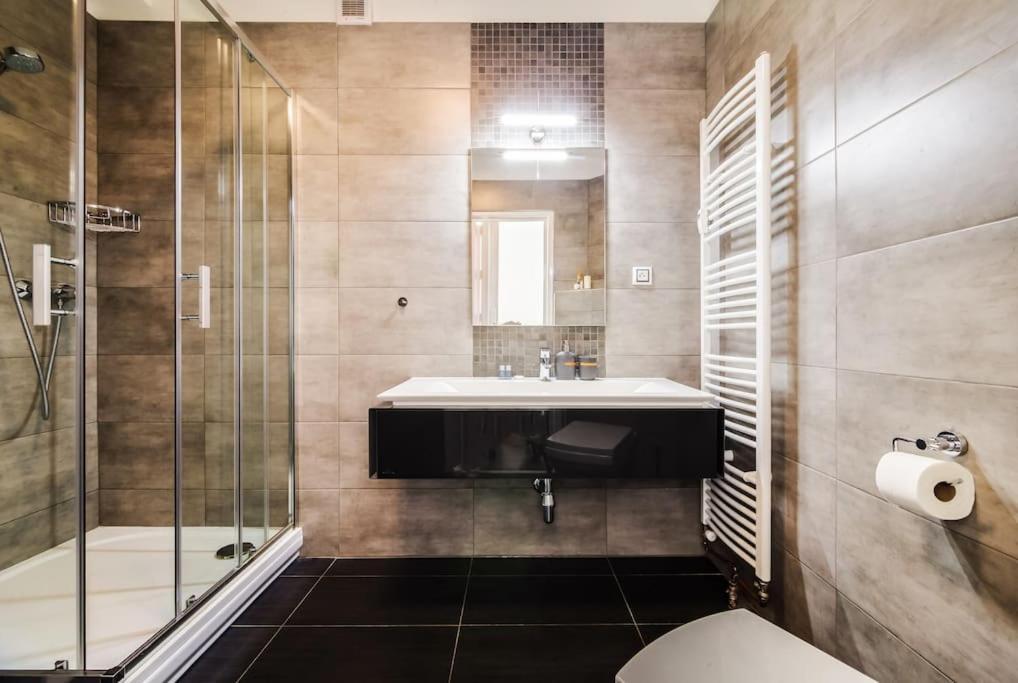 Top Floor Studio With Terrace Prague Exterior photo